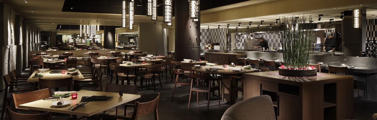Bistro Japonais ICHOZAKAの店内